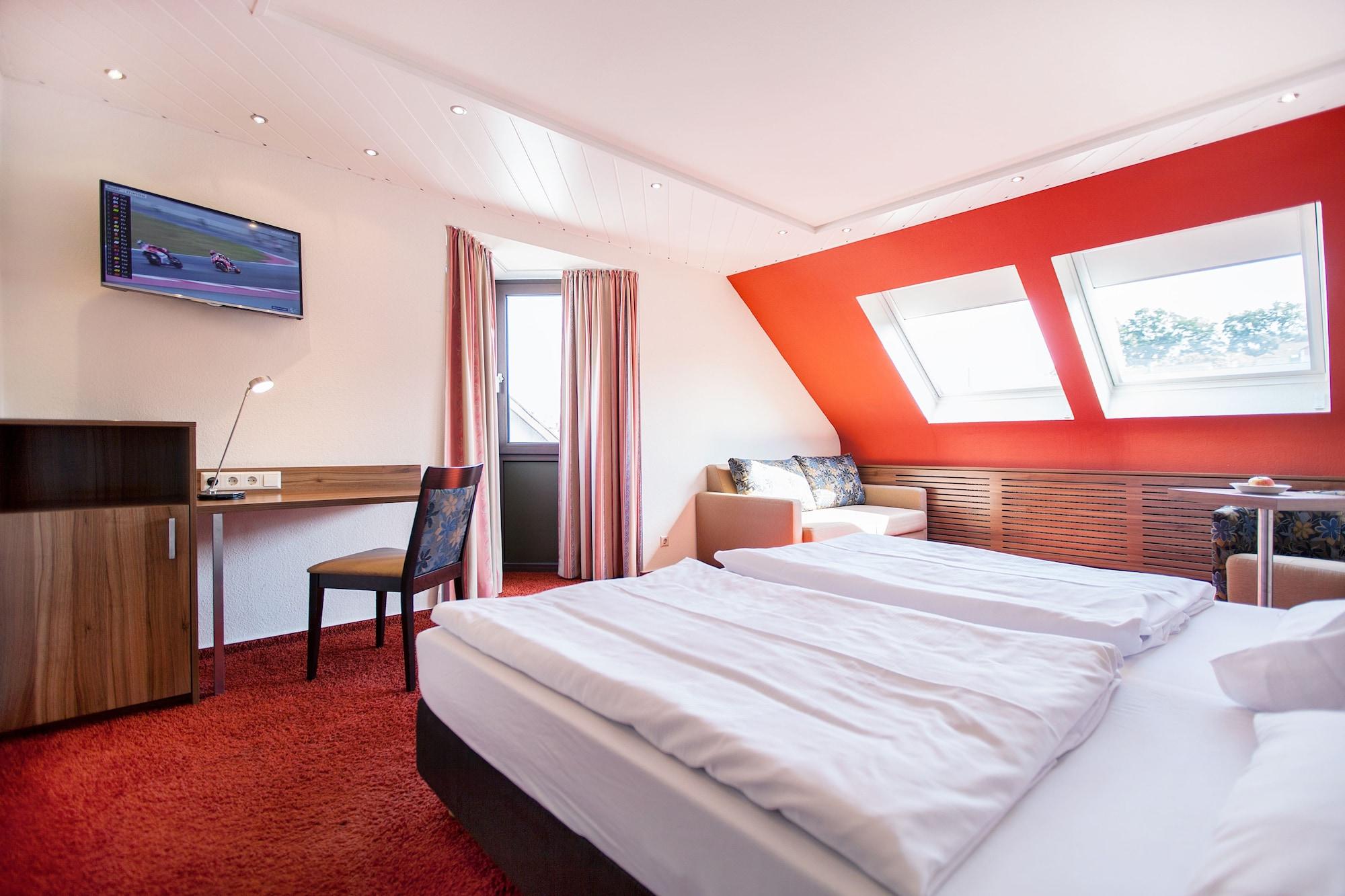 Hotel Lamm Ostfildern Eksteriør bilde